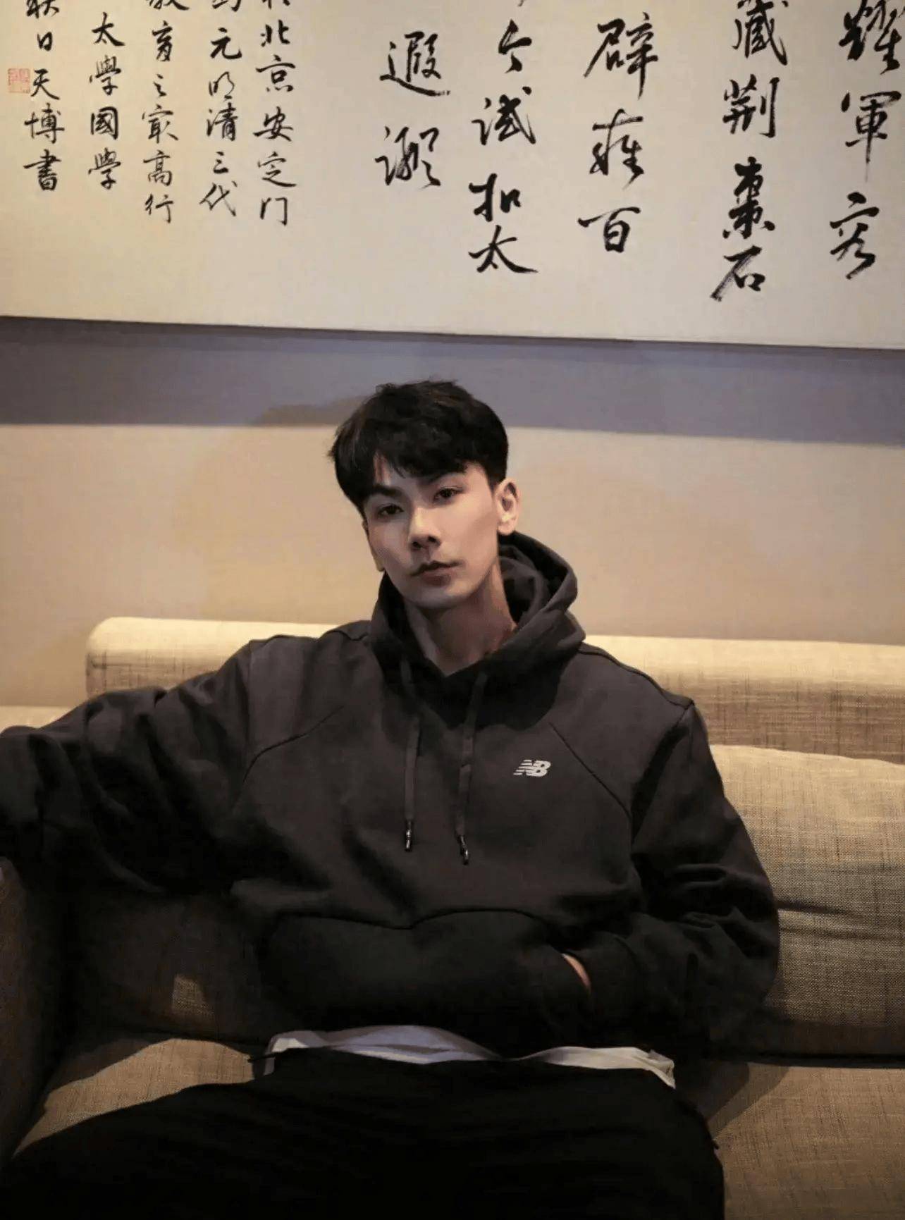 爆戴向宇嫖娼，张昊唯回应为乌龙事件？
