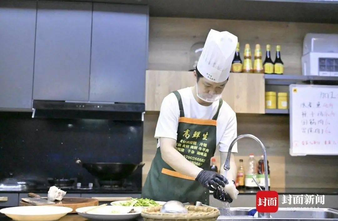 6元炒盘回锅肉！10分钟就出锅！四川绵阳菜市这家“代炒菜”火了